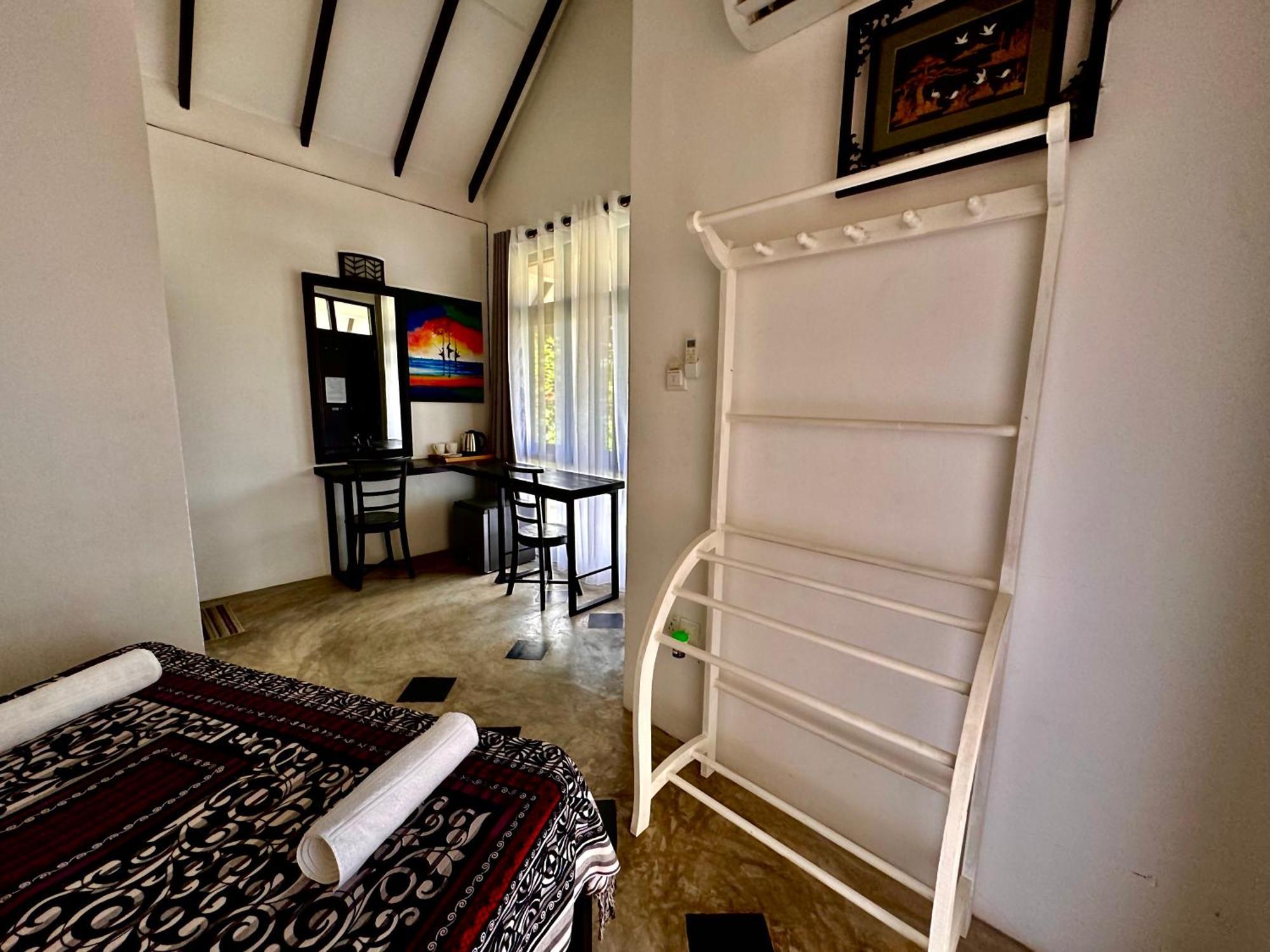 Neo Bay Hotel Weligama Zewnętrze zdjęcie